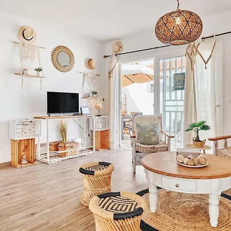 Casa Pura Vida * Callao Salvaje